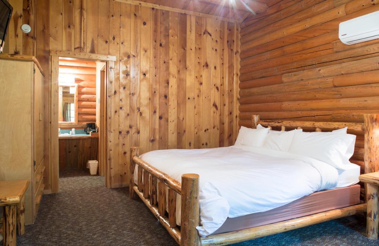 North Forty Resort Колумбія-Фоллс Екстер'єр фото